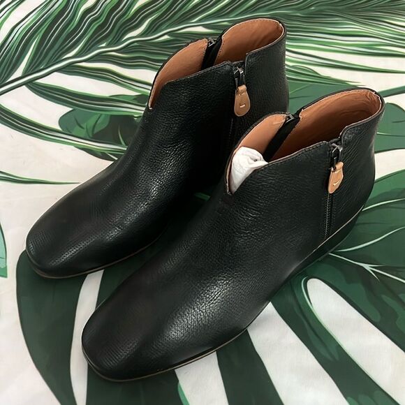 Kenneth Cole, black, leather wedge booties - Picture 1 of 8